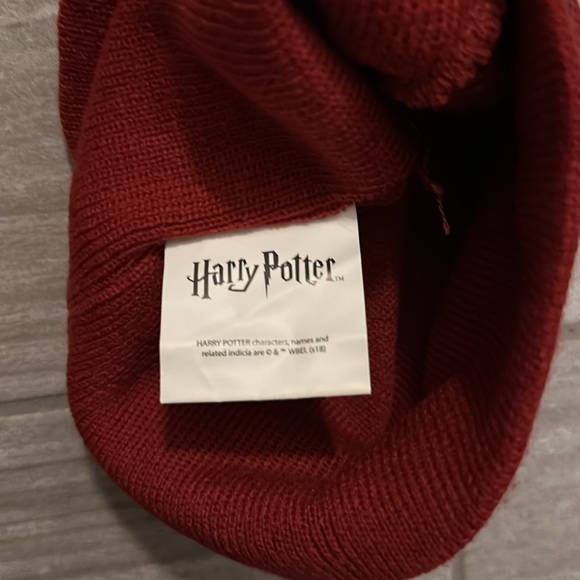 Harry Potter Knit Beanie Hat - Picture 3 of 4